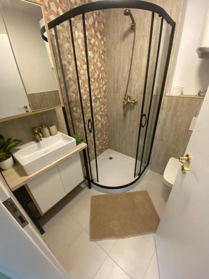 Hisa Megiclinic - Apartments & Healing Center コバリード エクステリア 写真