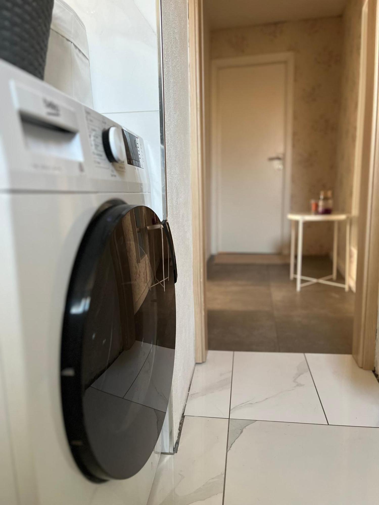 Hisa Megiclinic - Apartments & Healing Center コバリード エクステリア 写真